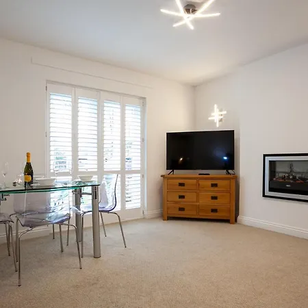 Ground Floor With Parking * Keswick (Cumbria)