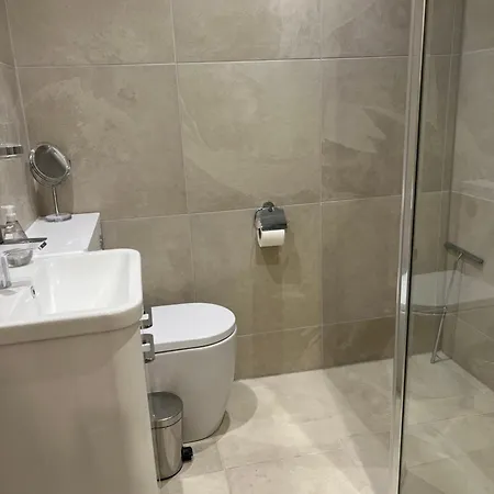 Ground Floor With Parking Keswick (Cumbria)