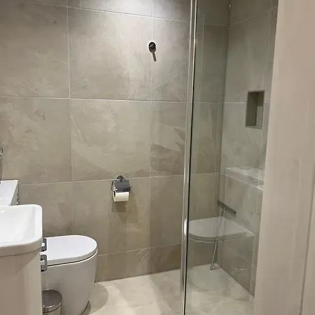 Διαμέρισμα Ground Floor With Parking