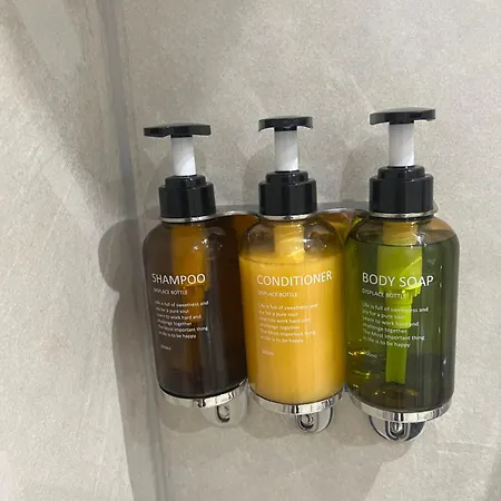 Ground Floor With Parking アパート